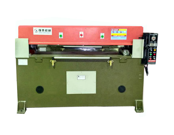 精密四柱液压裁断机